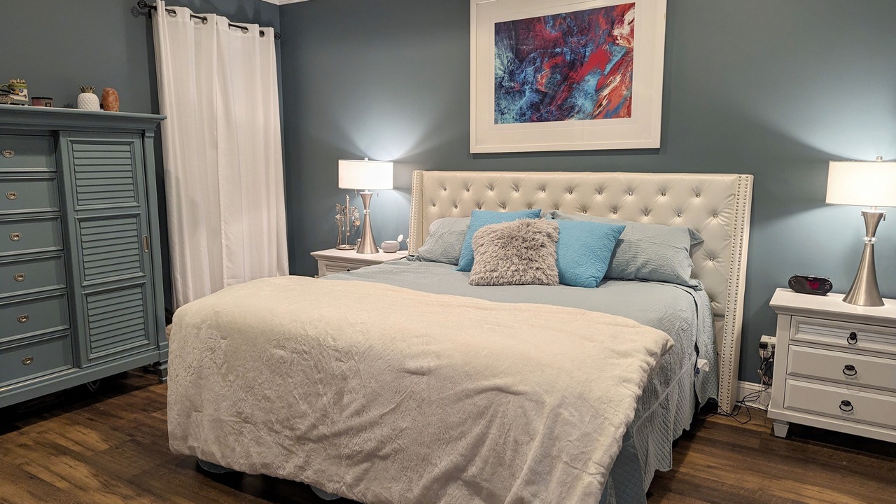 Photo of Bedroom in Evans