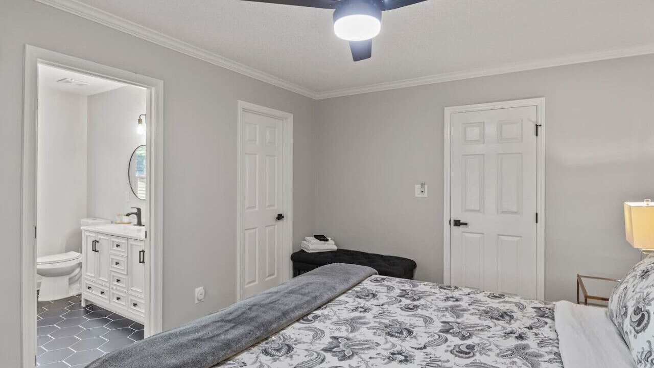 Photo of Bedroom in Angier