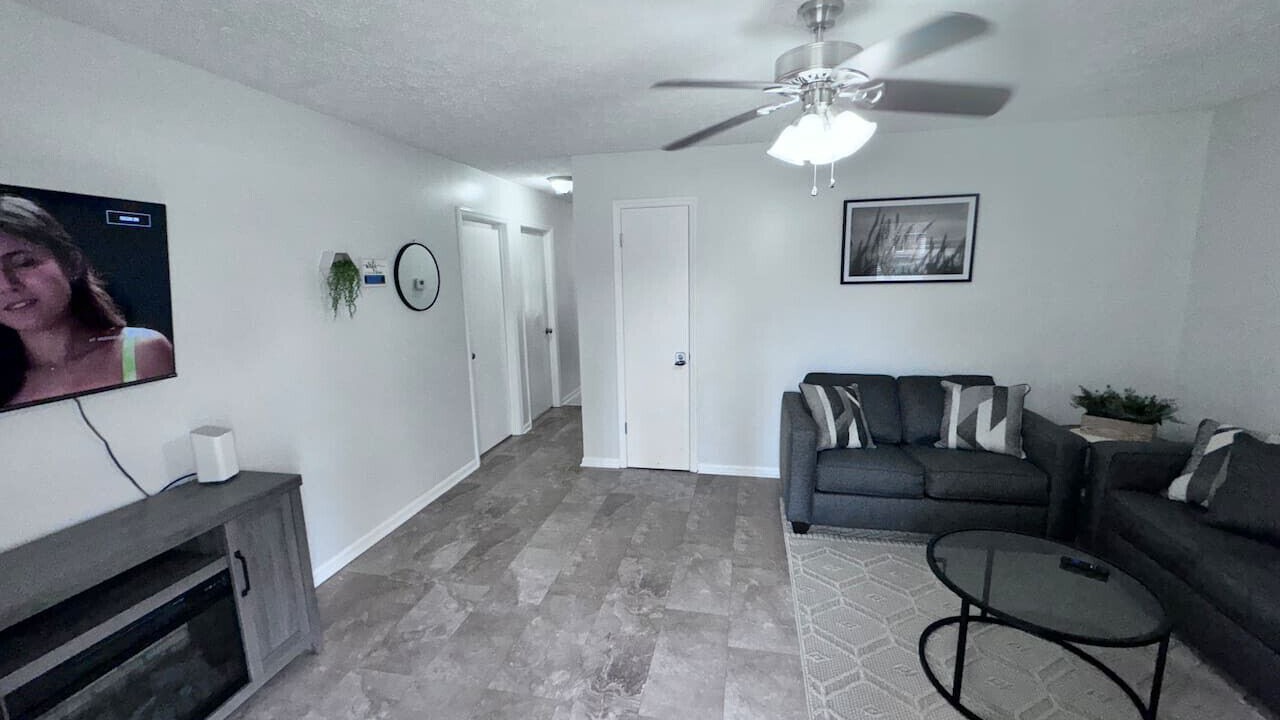 Photo of Livingroom in Pooler