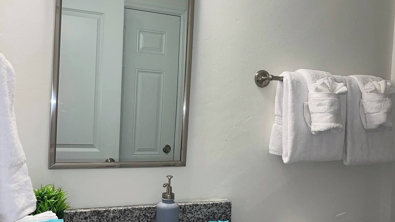 Photo of Bathroom in Mariner