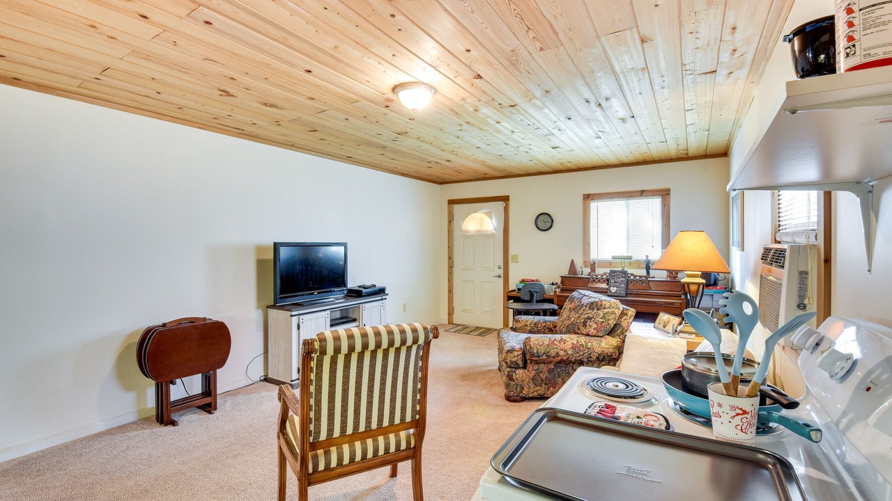 Photo of Livingroom in Arcade