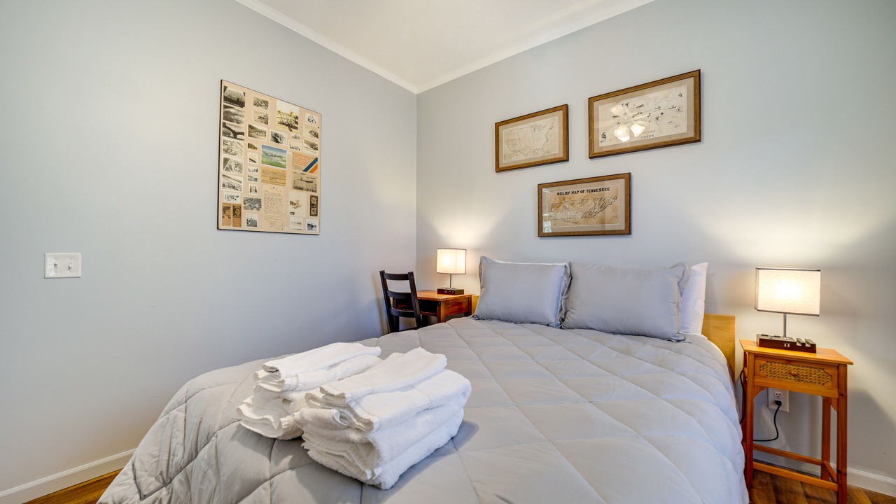 Photo of Bedroom in Cullowhee