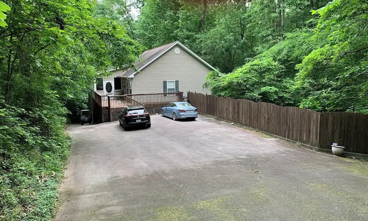 Photo of Others in Martin