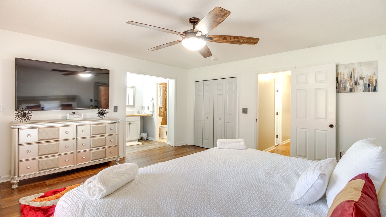 Photo of Bedroom in Hinesville