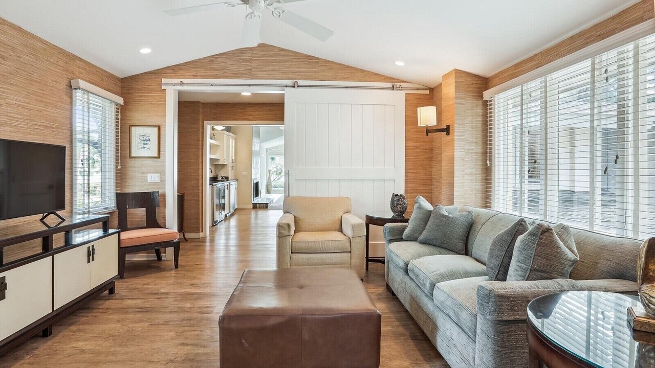 Photo of Bedroom in Oceanside