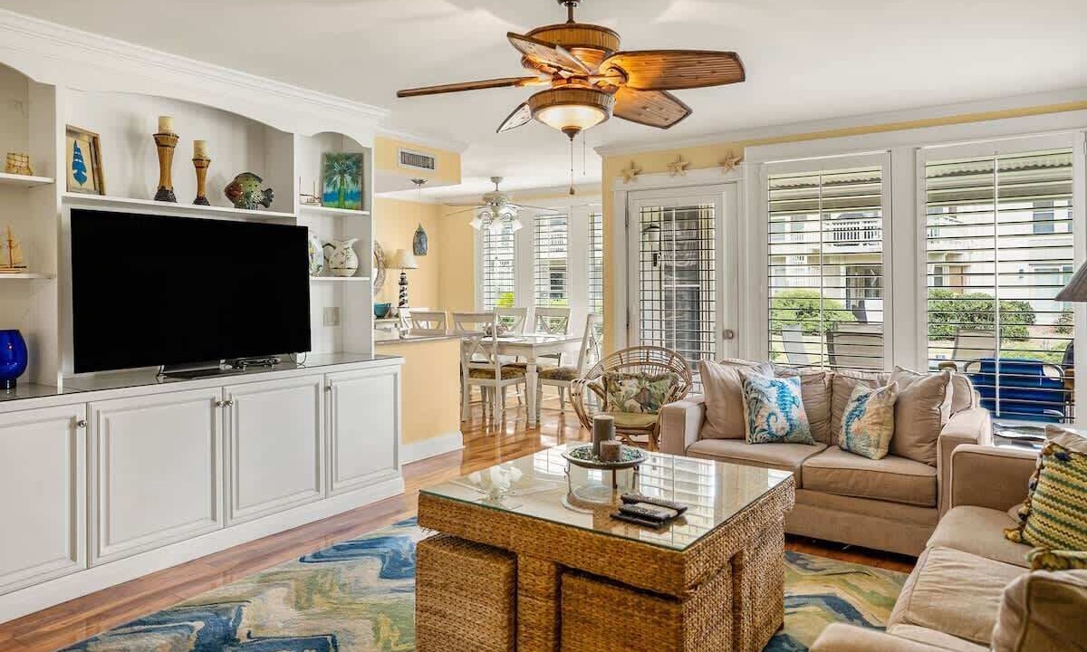 Photo of Livingroom in Saint Helena Island