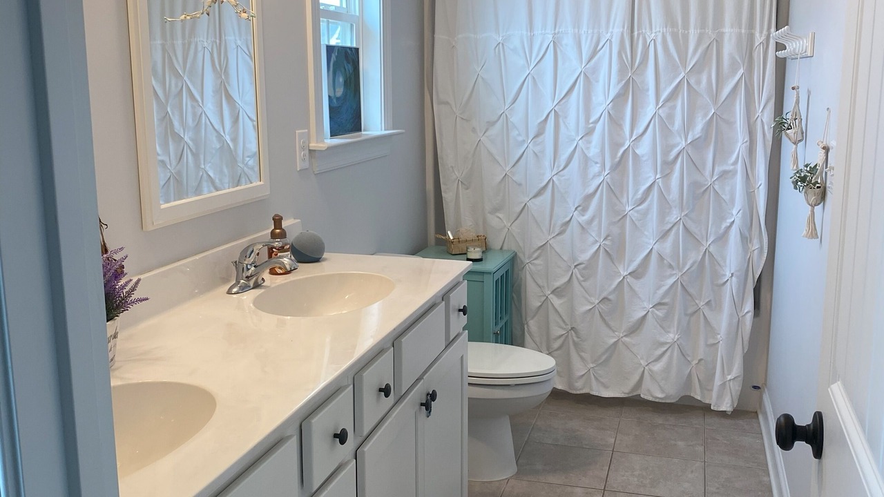 Photo of Bathroom in Riverwood Plantation