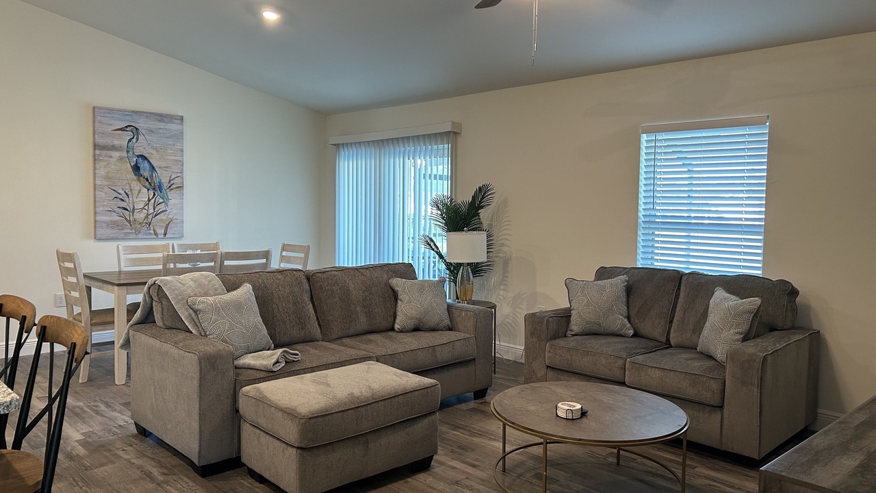Photo of Livingroom in Mariner