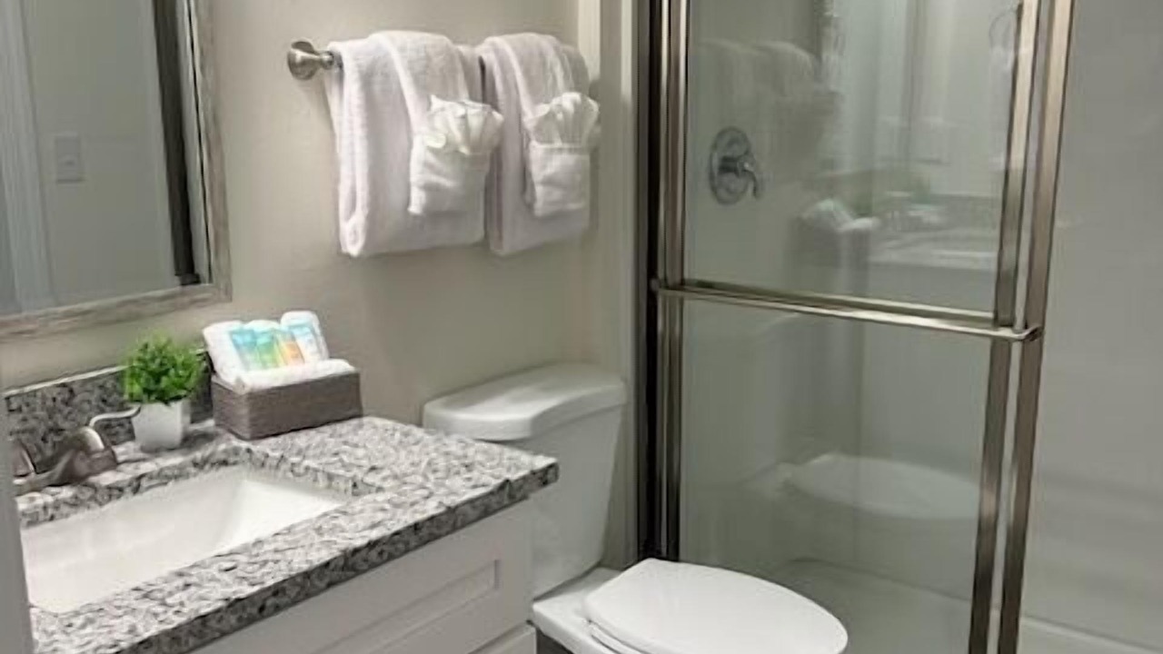 Photo of Bathroom in Mariner