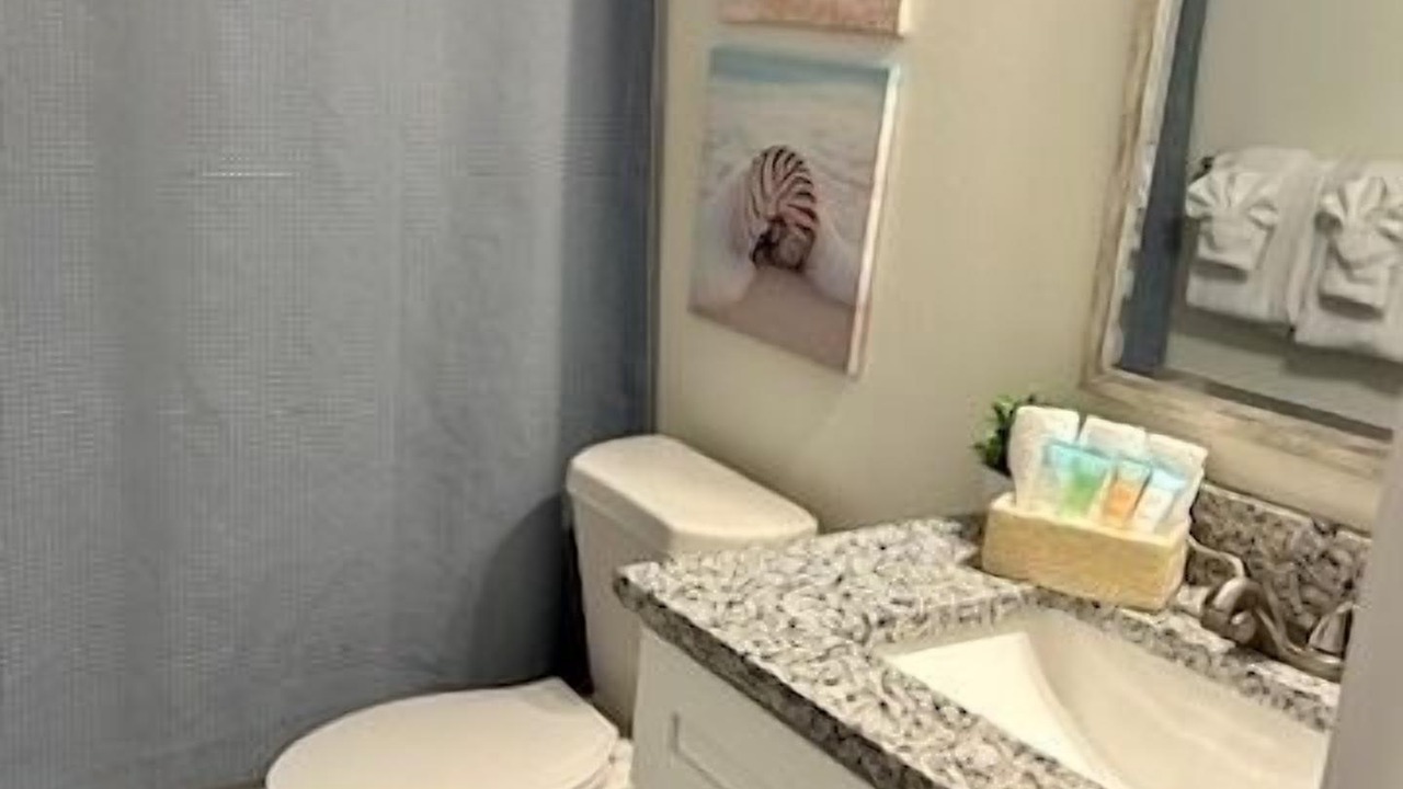 Photo of Bathroom in Mariner
