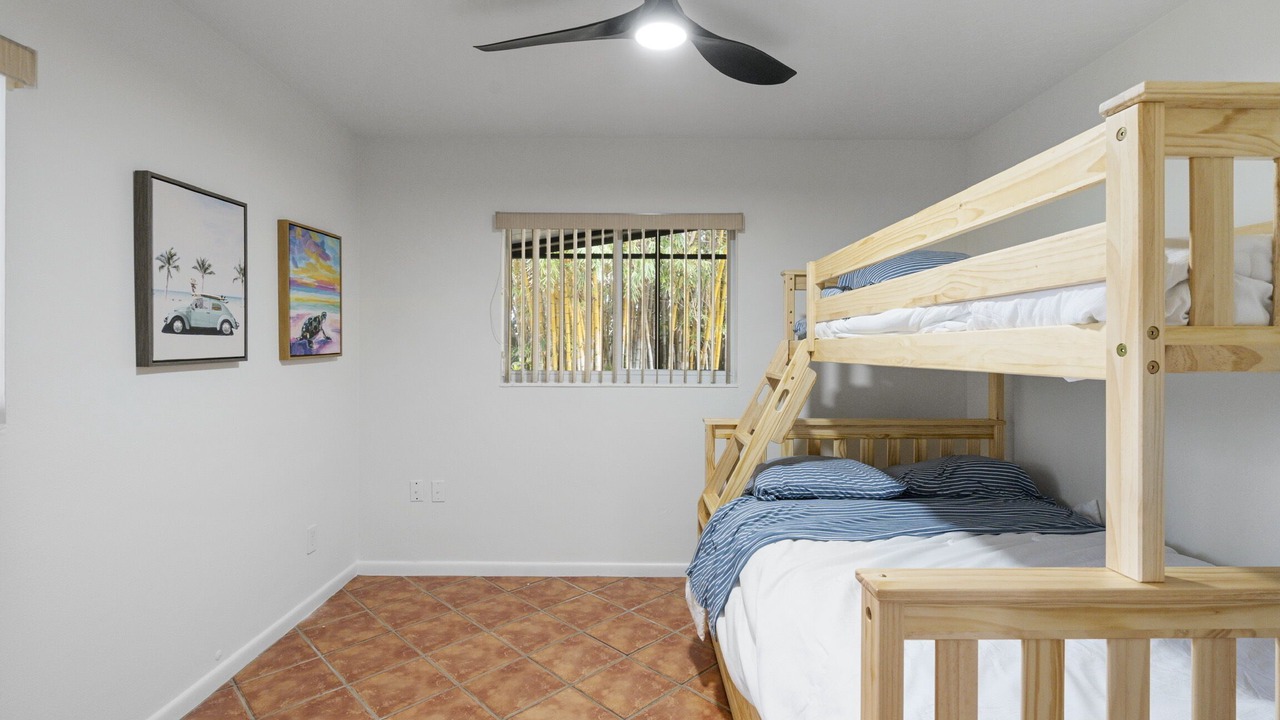 Photo of Bedroom in Melbourne Beach