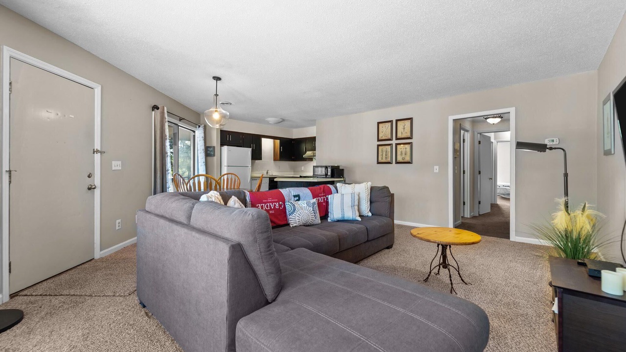 Photo of Livingroom in Foxfire