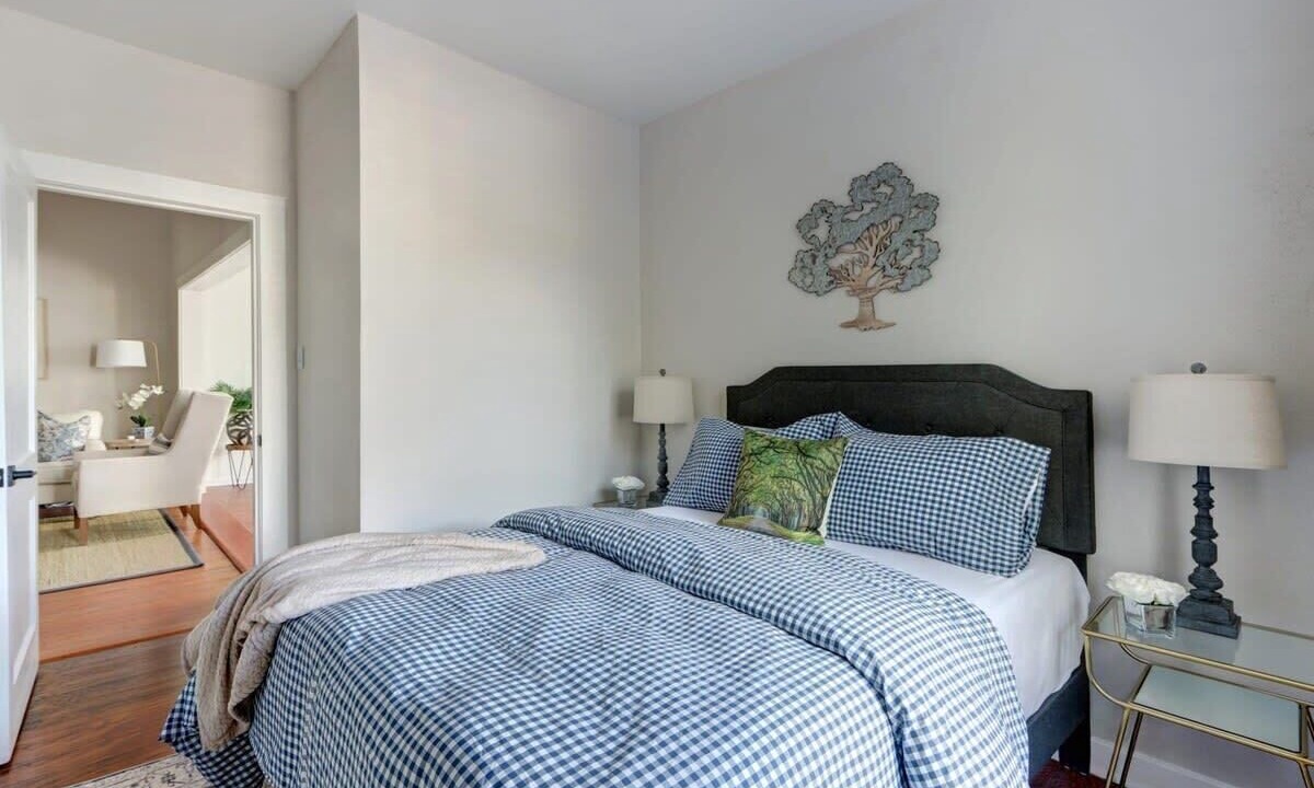 Photo of Bedroom in Historic Downtown Savannah
