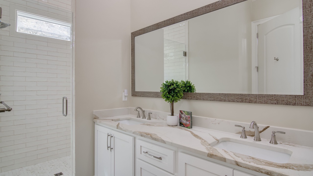 Photo of Bathroom in Appling