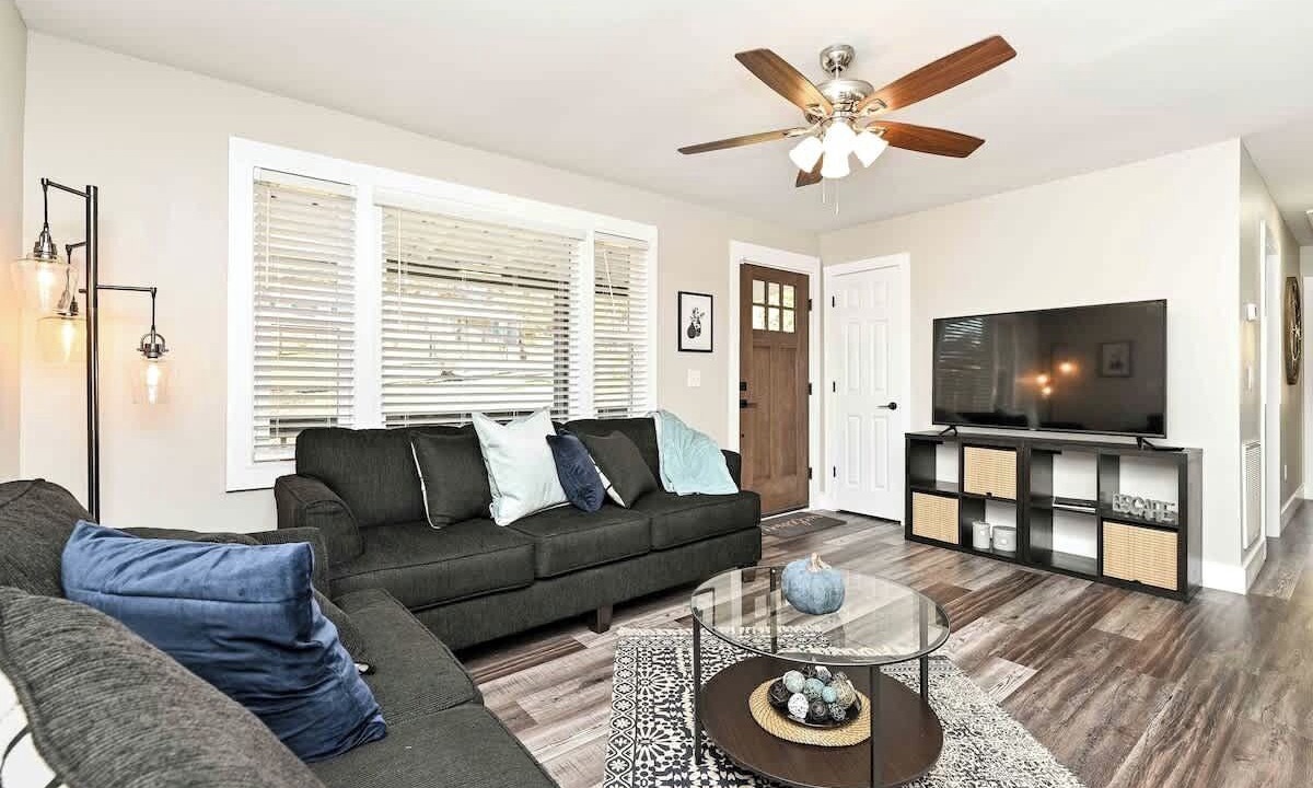 Photo of Livingroom in Greenville
