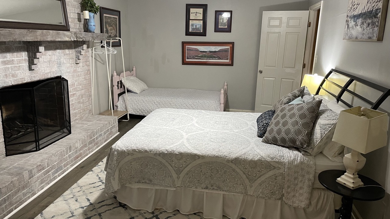 Photo of Bedroom in Martinez