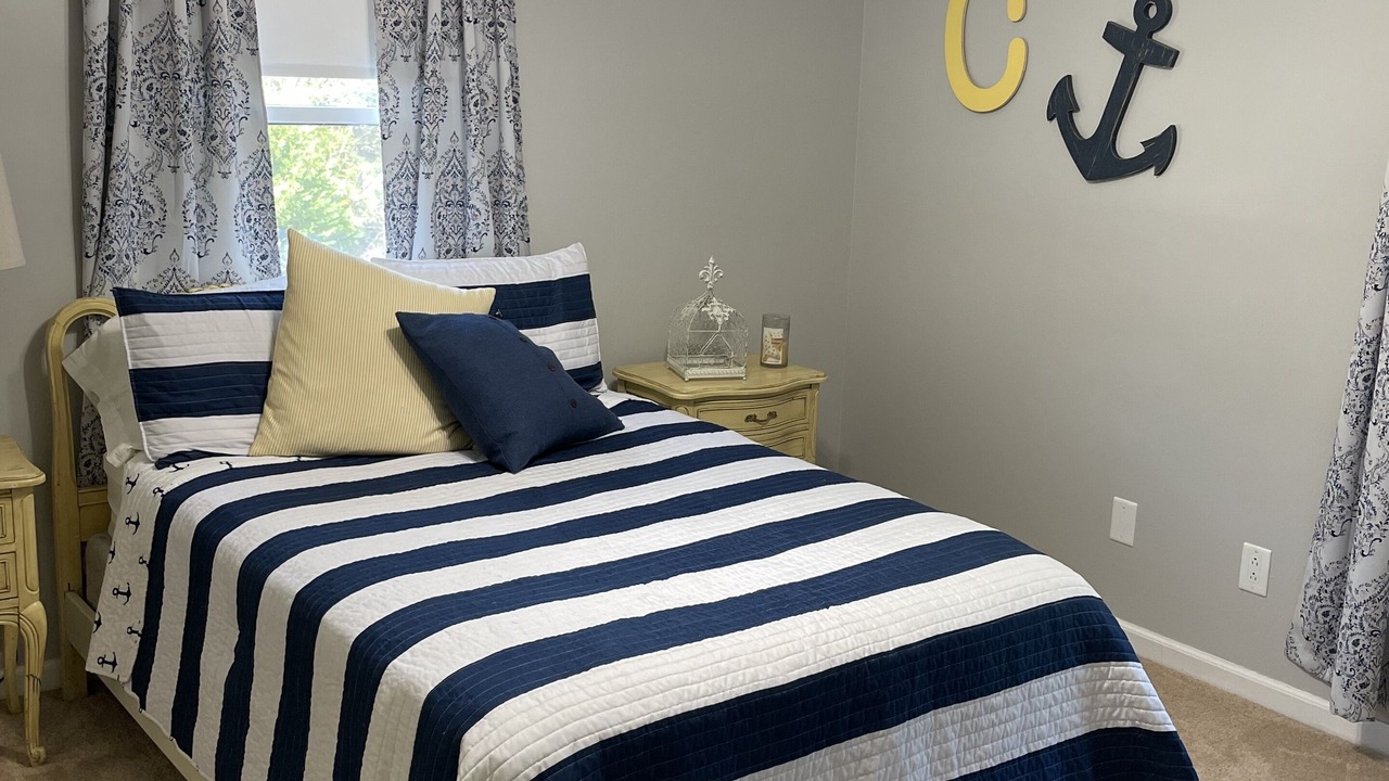 Photo of Bedroom in Martinez