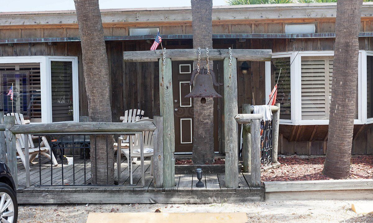 Photo of Patio Balcony in Central Beach