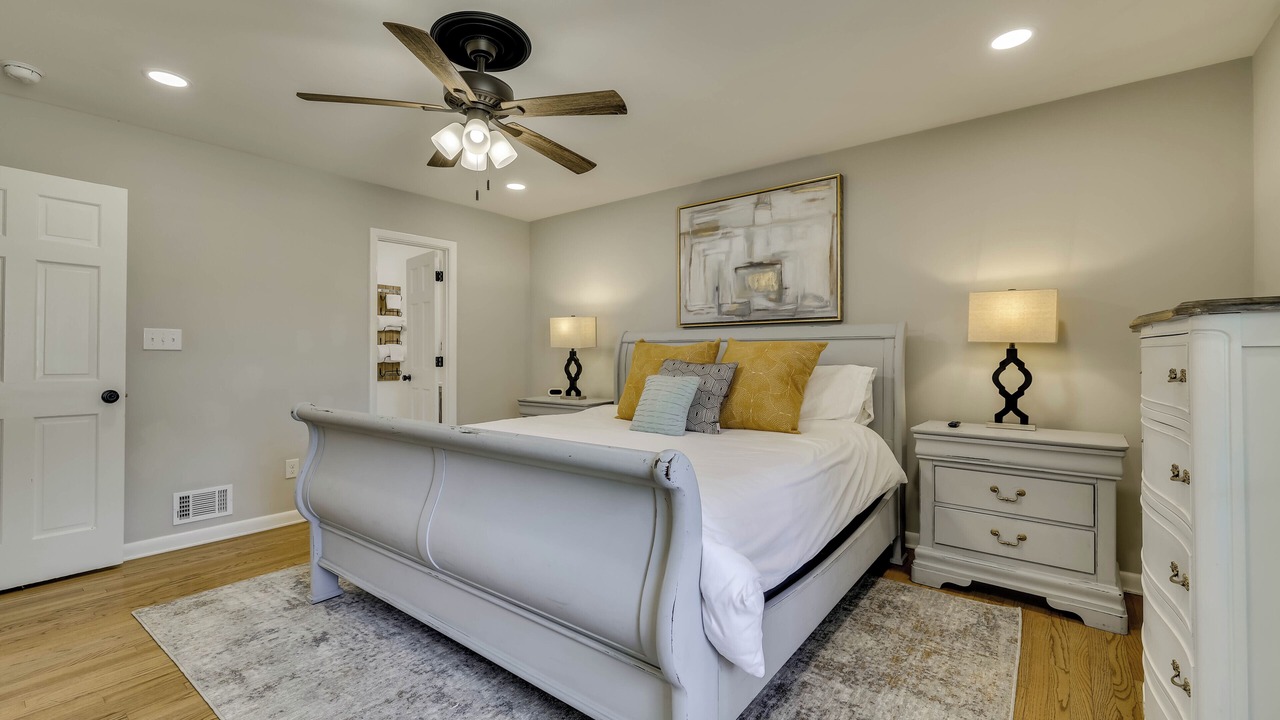 Photo of Bedroom in Augusta