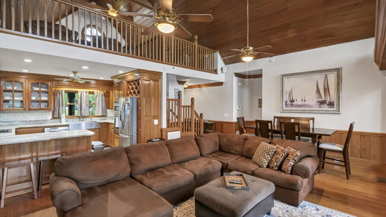 Photo of Livingroom in Chapin