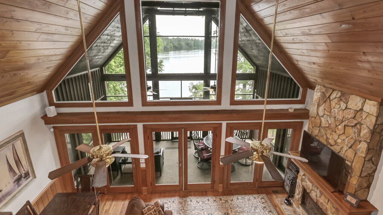 Photo of Livingroom in Chapin