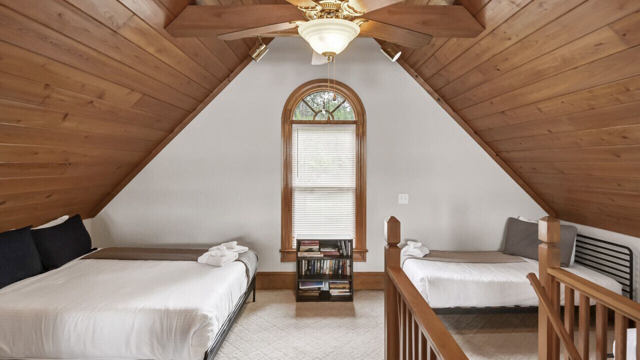 Photo of Bedroom in Chapin