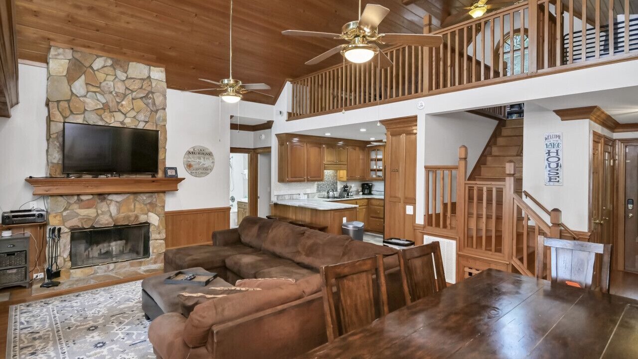 Photo of Livingroom in Chapin