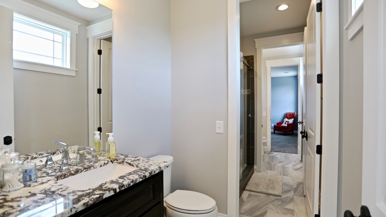 Photo of Bathroom in Biscoe