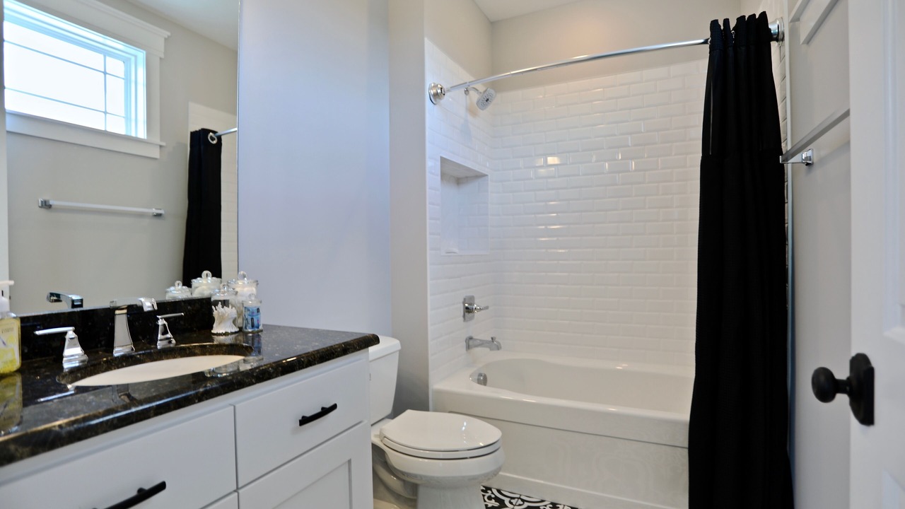 Photo of Bathroom in Biscoe