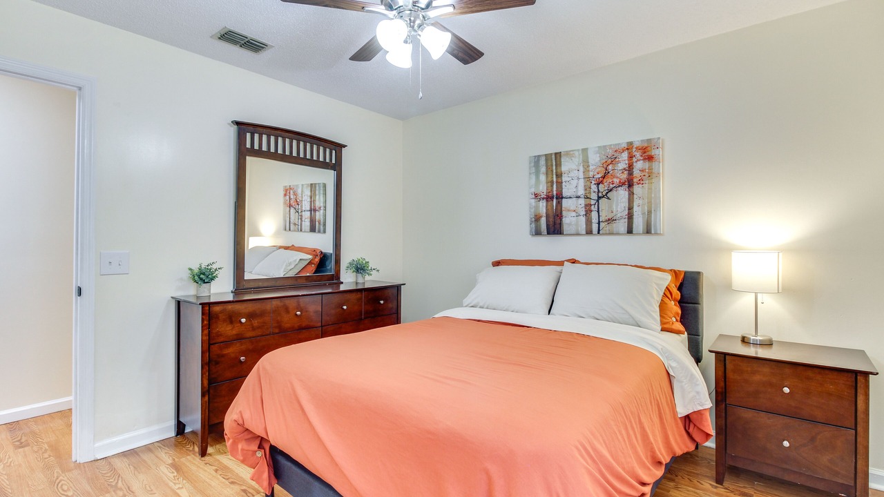 Photo of Bedroom in Hinesville