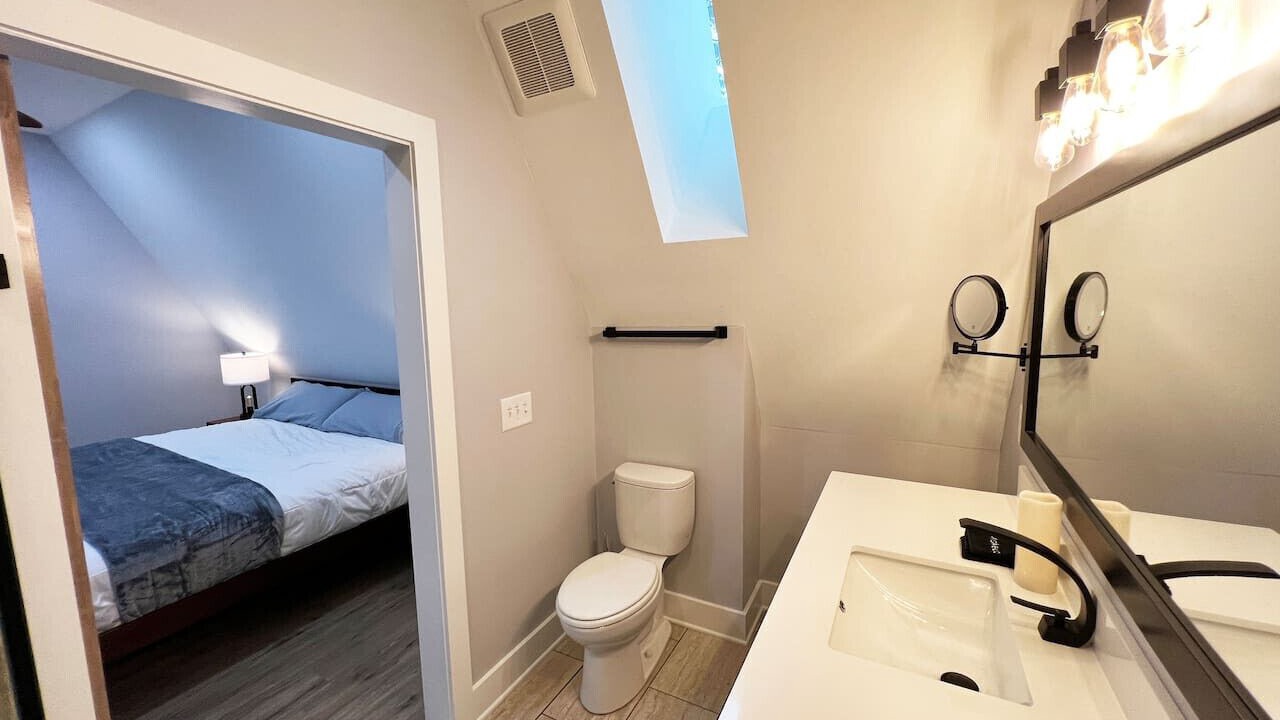Photo of Bathroom in Seneca