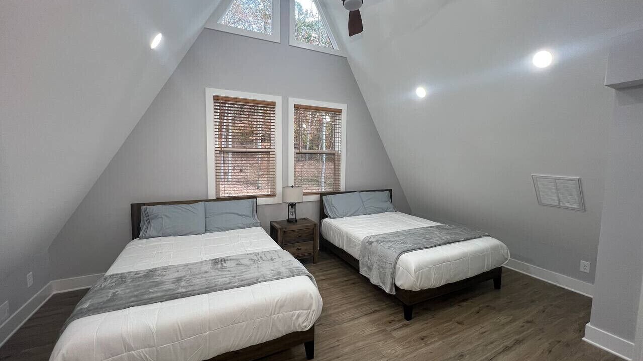 Photo of Bedroom in Seneca
