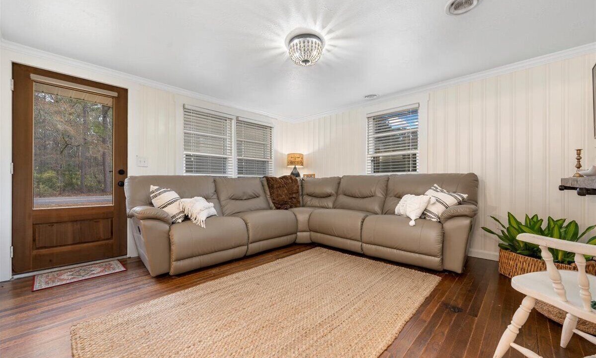 Photo of Livingroom in Bethera