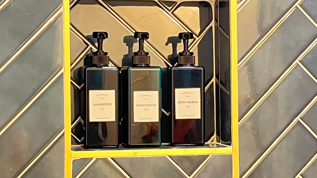 Photo of Bathroom in Folly Field