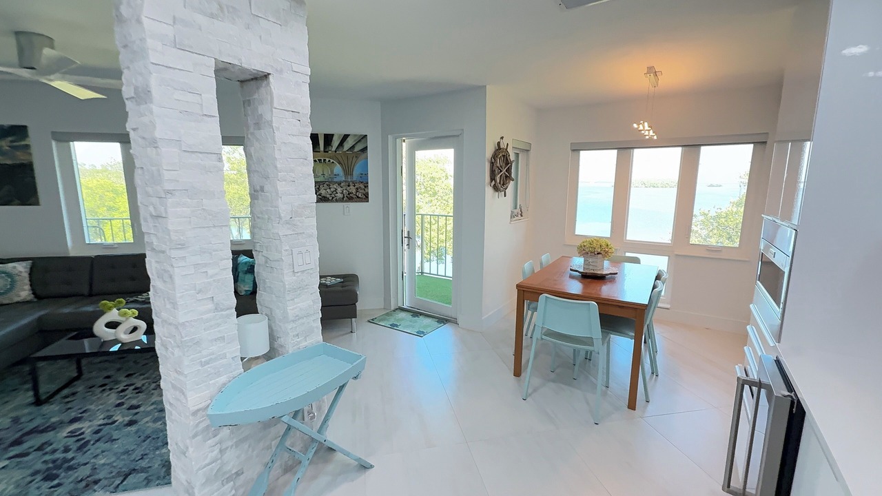 Photo of Livingroom in Tierra Verde