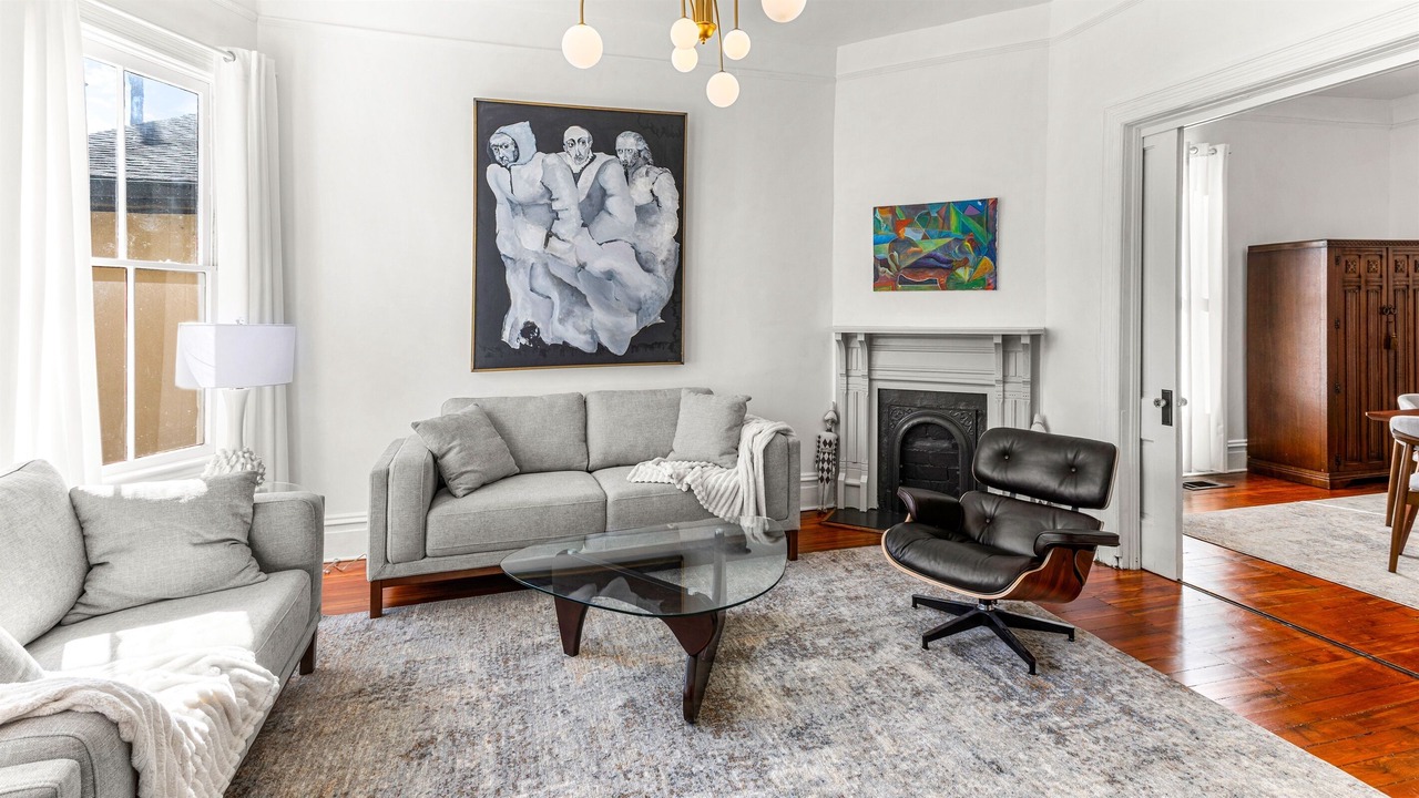 Photo of Bedroom in Thomas Square