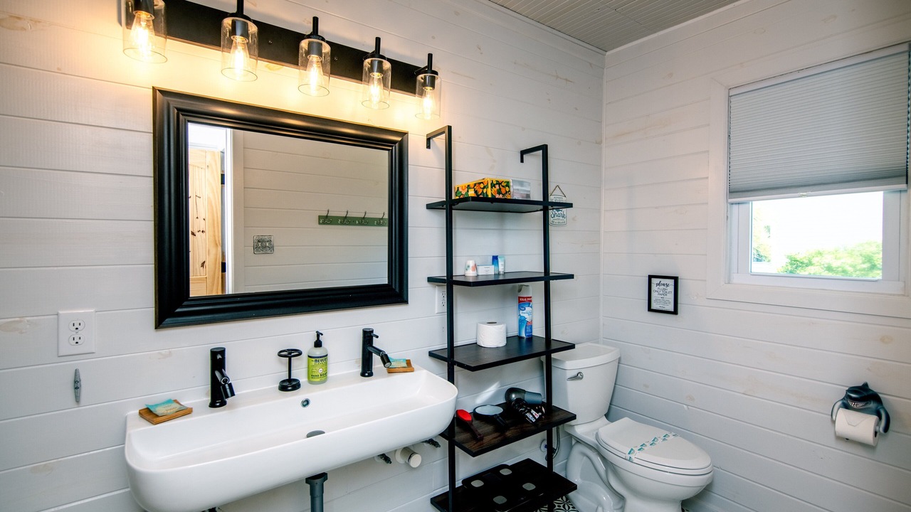 Photo of Bathroom in Edisto Island