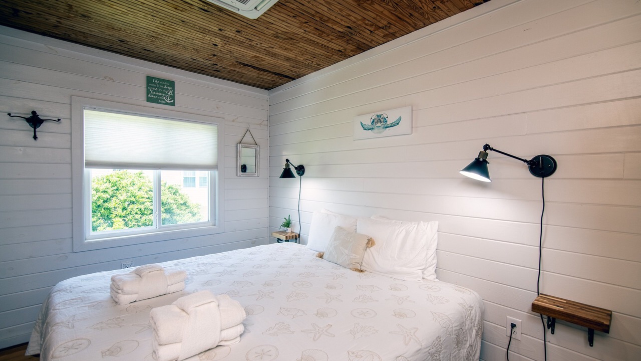 Photo of Bedroom in Edisto Island