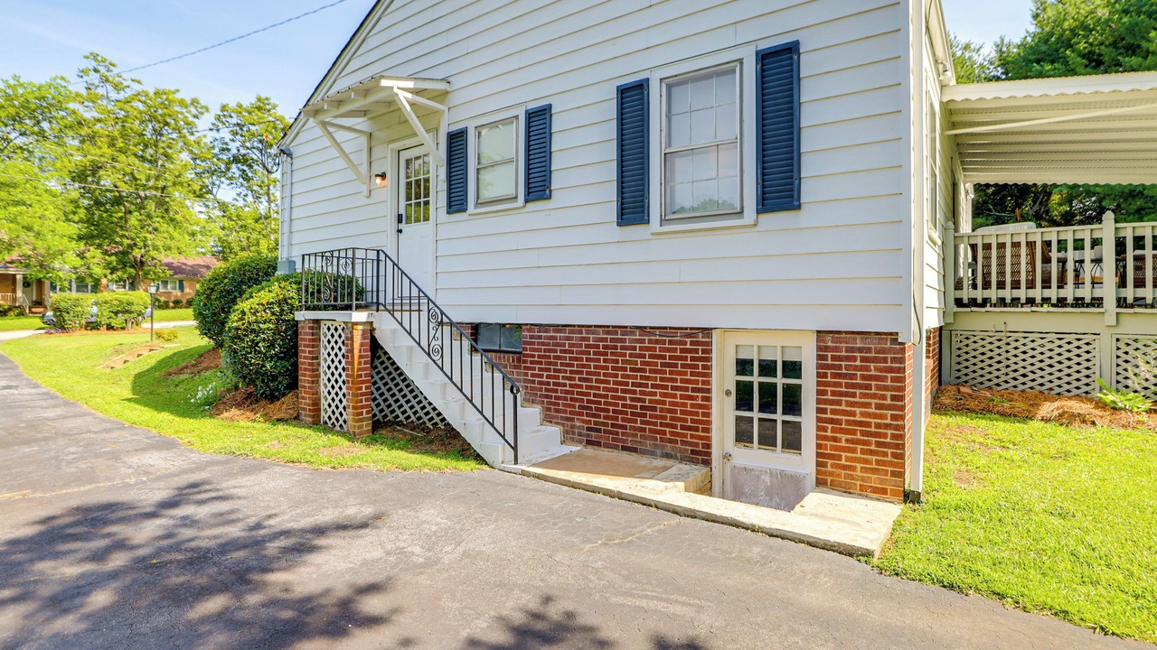 Photo of Outdoor in Greer