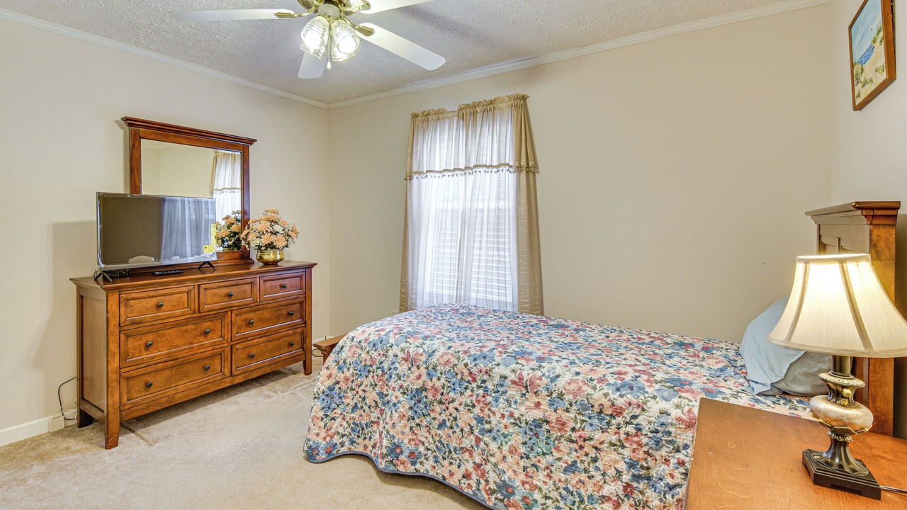 Photo of Bedroom in Pelzer