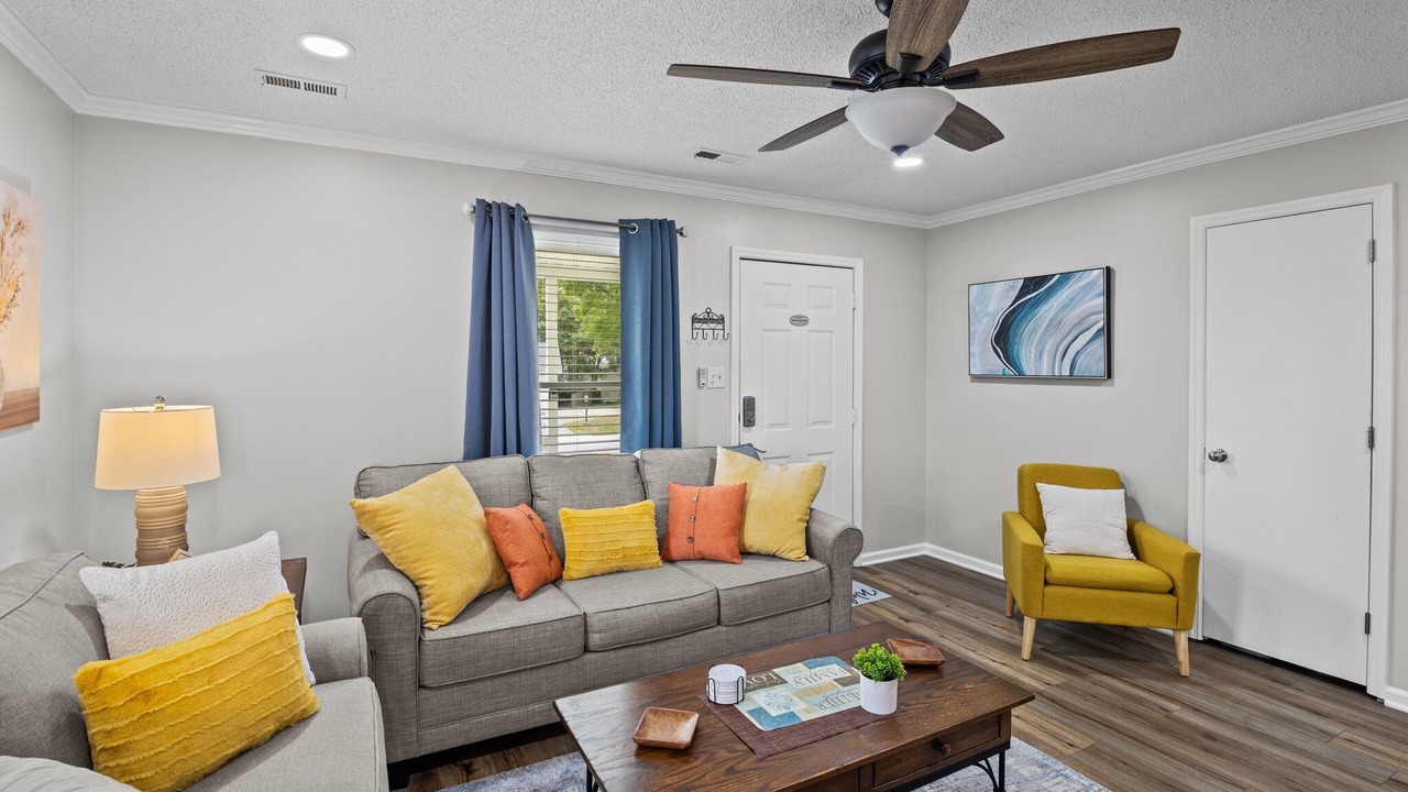 Photo of Livingroom in New Bern