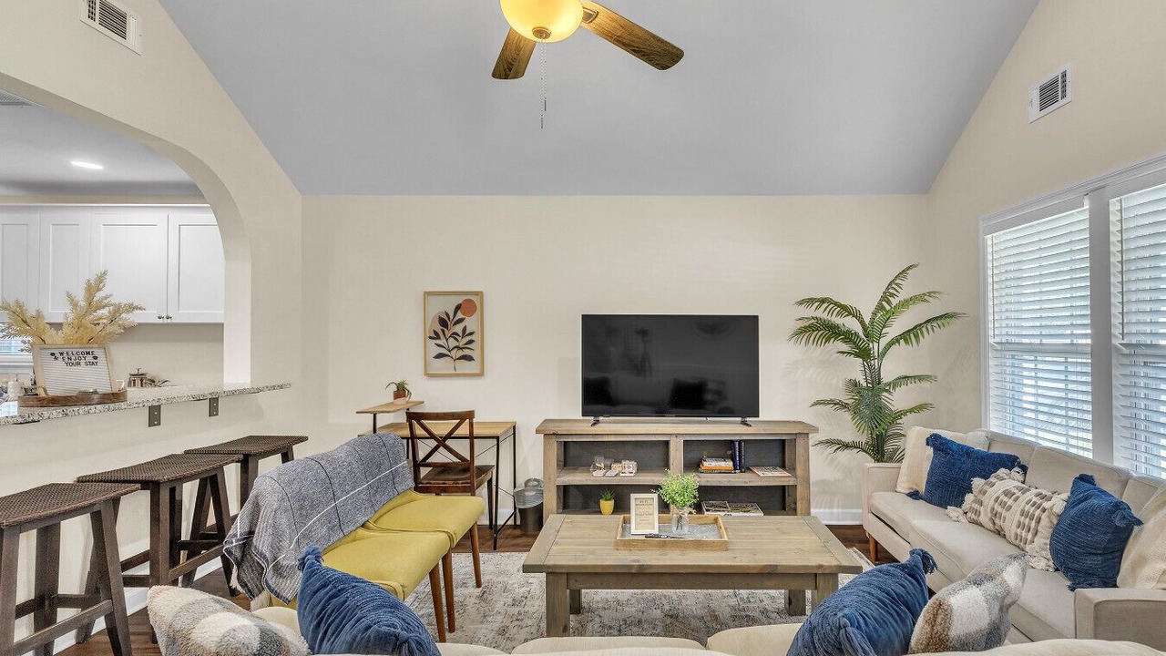 Photo of Bedroom in Garden City