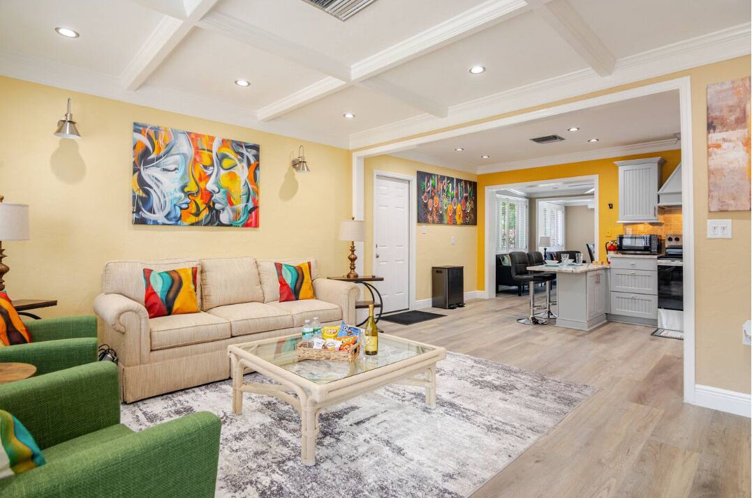 Photo of Livingroom in Poinsettia Heights