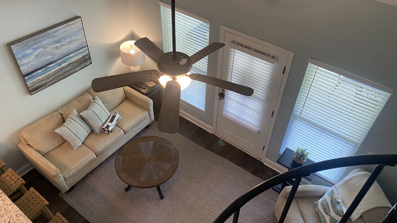 Photo of Livingroom in Leesville