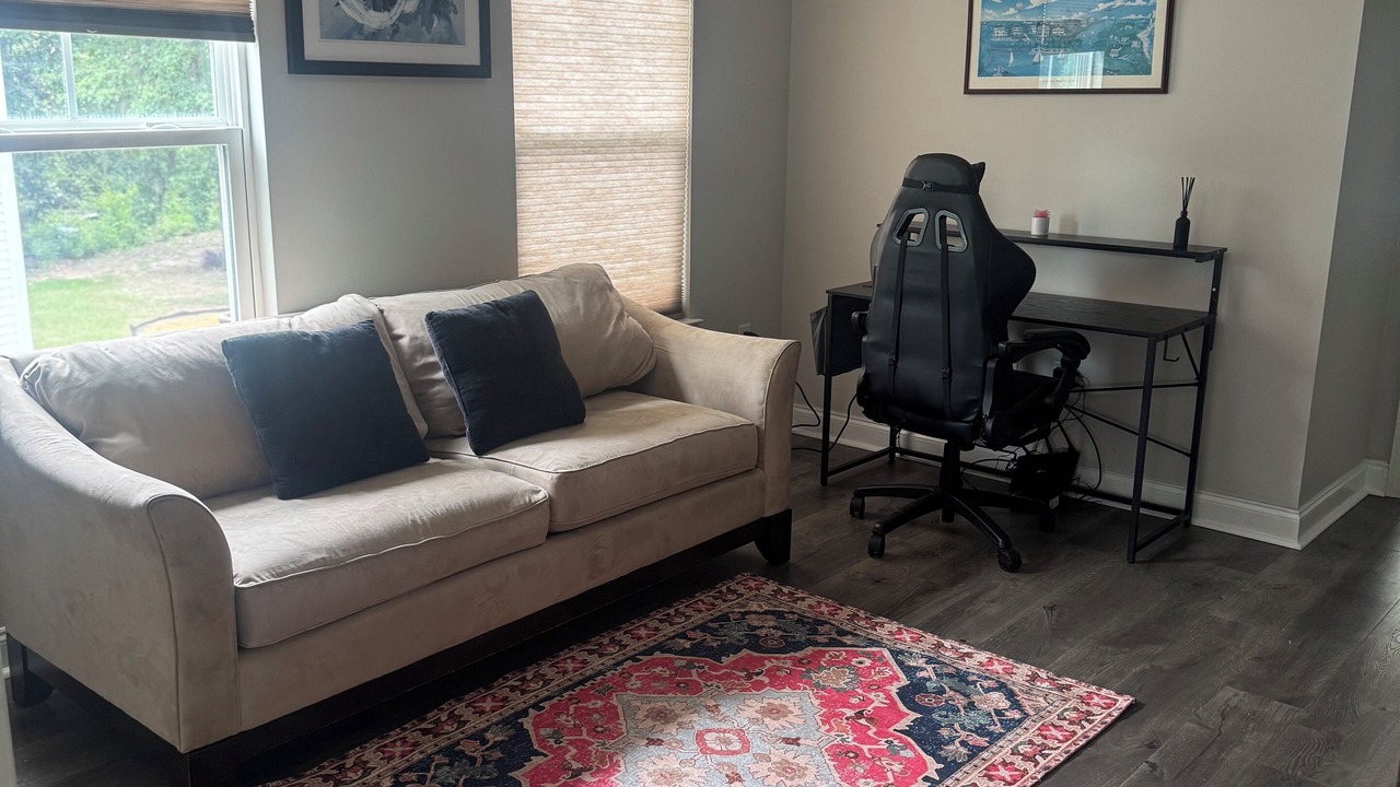 Photo of Livingroom in Burton