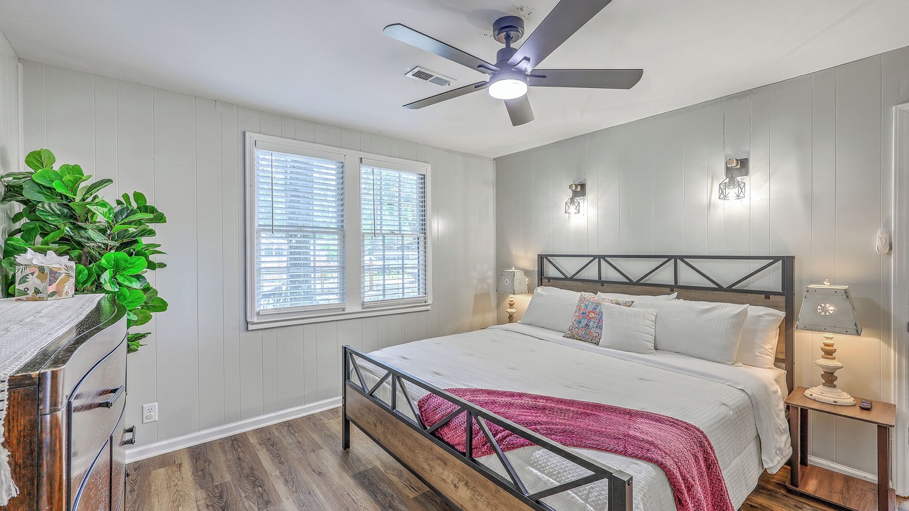 Photo of Bedroom in Russellville
