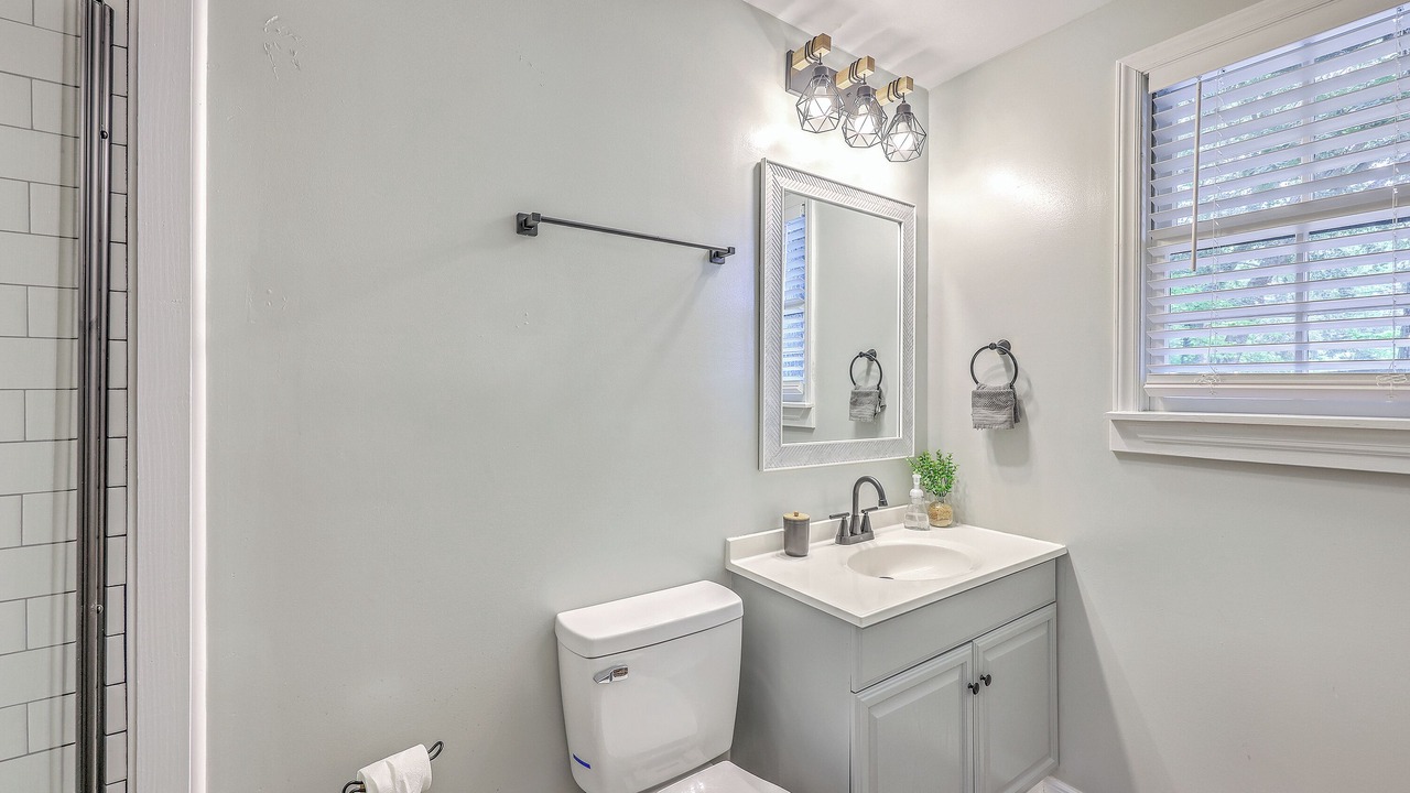 Photo of Bathroom in Russellville
