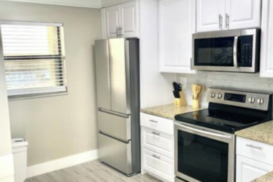 Photo of Kitchen in Hutchinson Island South