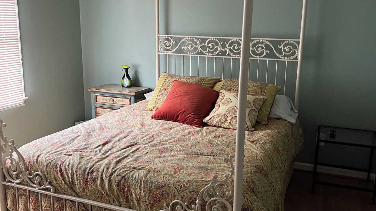 Photo of Bedroom in Bath