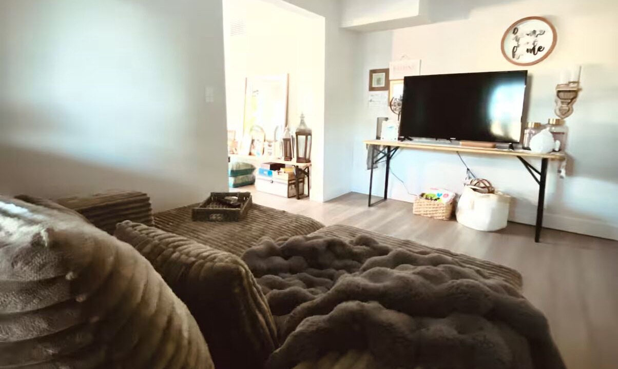 Photo of Livingroom in Eagle Lake